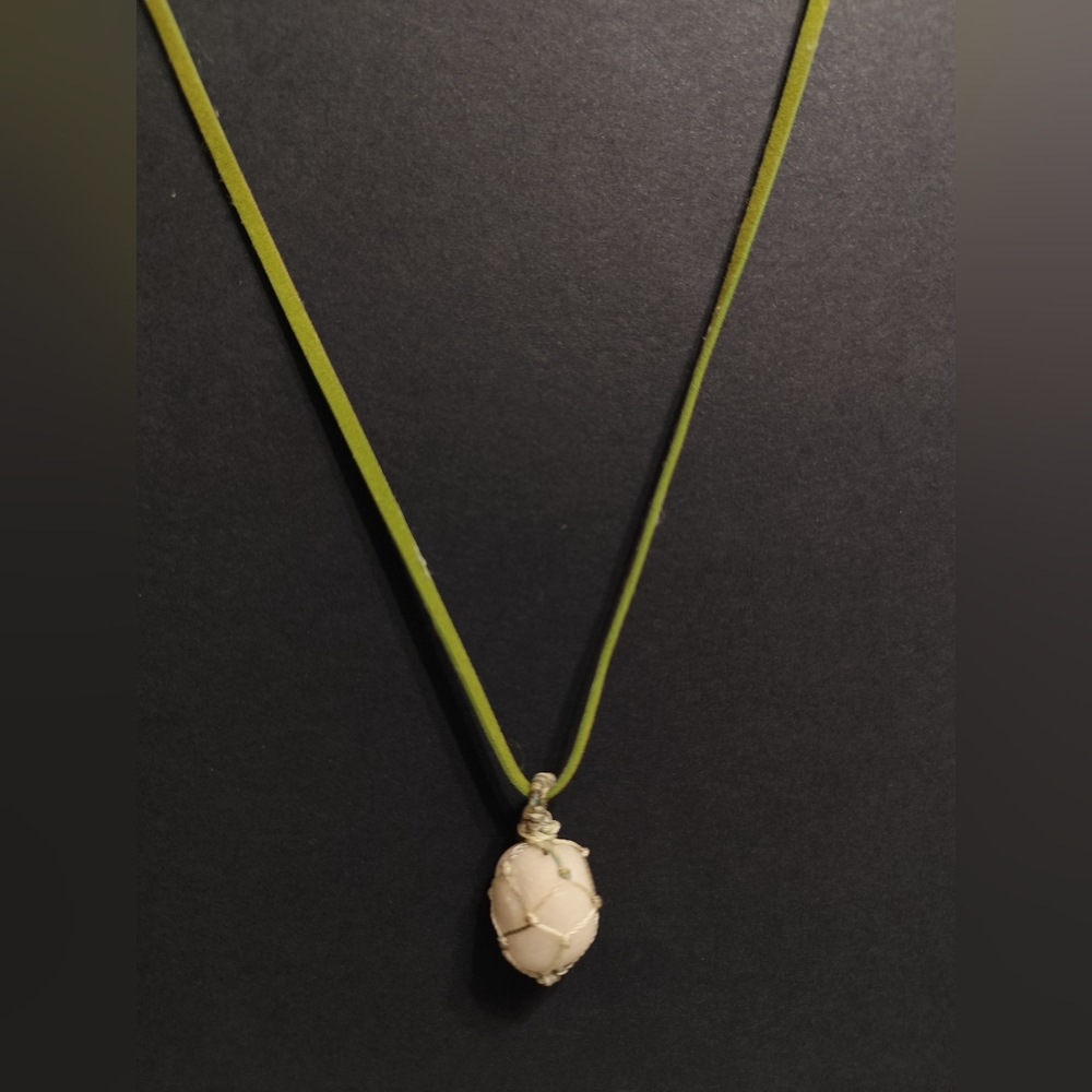 Agate wrapped Necklace